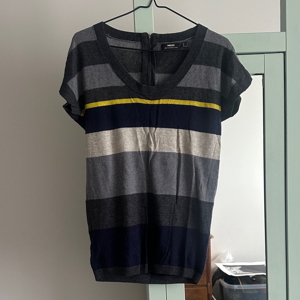 Mexx Gray and Navy Striped Women's Tee